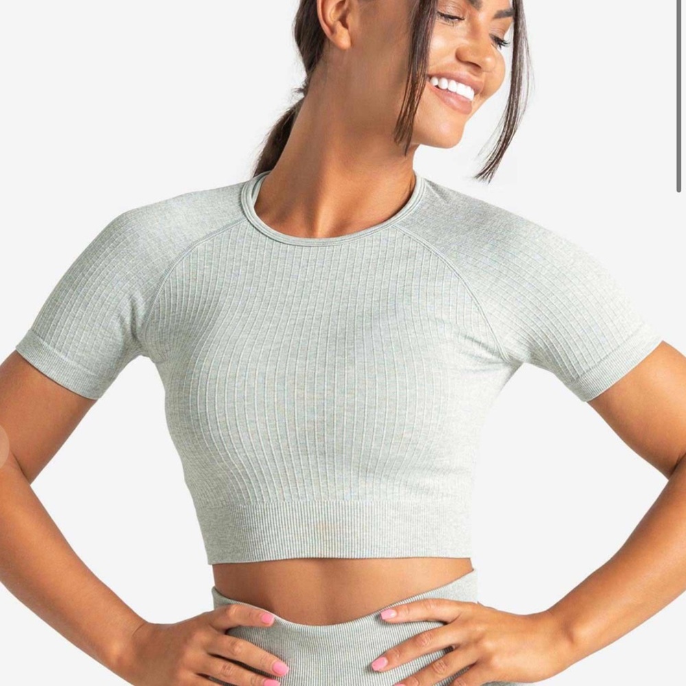 Pursue Fitness Ribbed Crop Top - Maroon